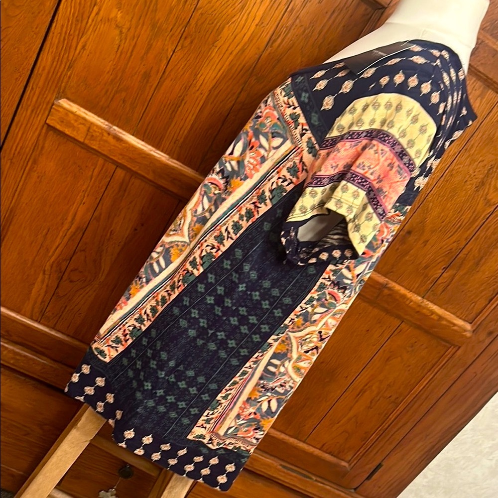 LUCKY🍀BRAND⭐️NWT Bohemian Graphic Blue & Orange Short Sleeve Top Size 1X - Picture 2 of 8
